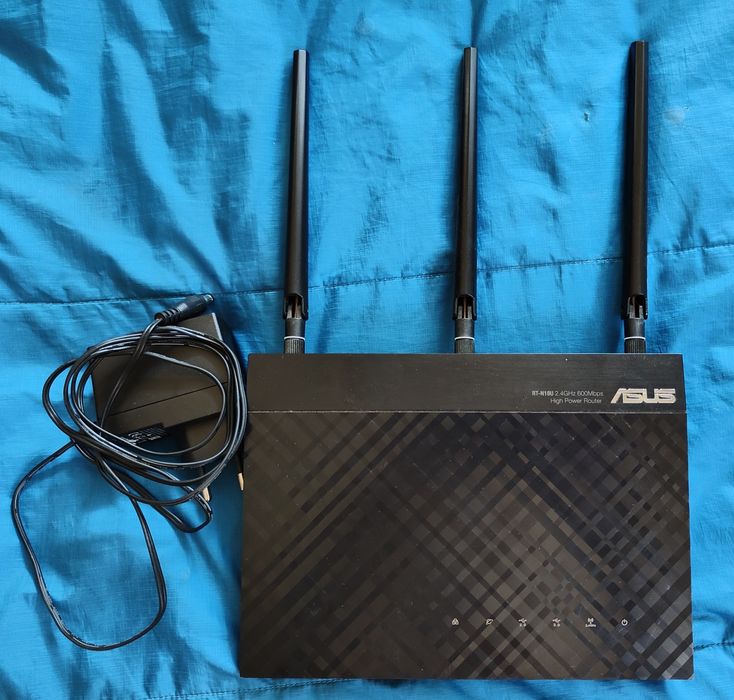 Router wireless Asus RT-N18U