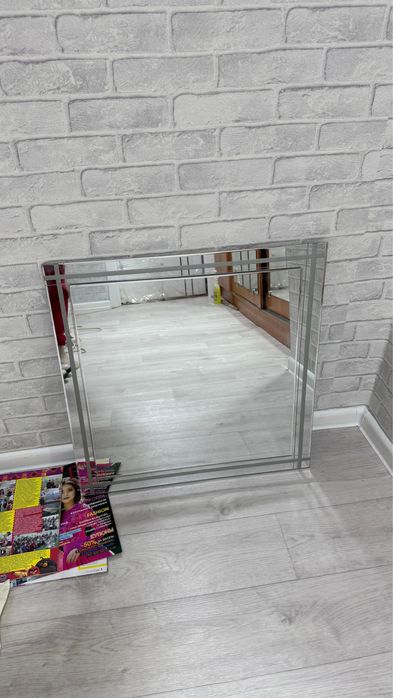 Зеркало 60/60 3000тг