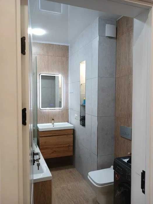 Poytaxt Residence. 2/8/10, Ориентир: Ул.Махтумкули 43м2 евро !!
