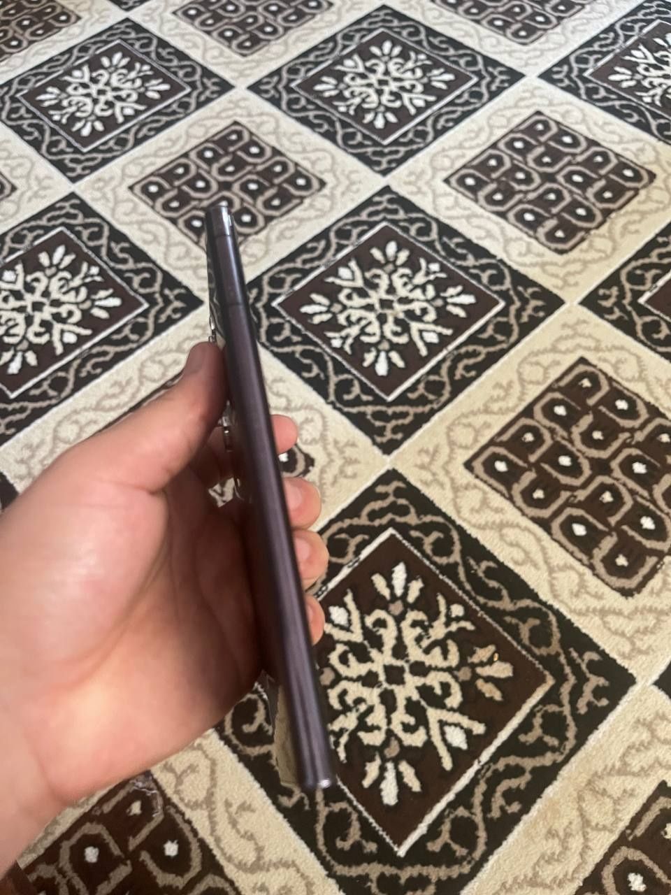 Samsung S22 Ultra 256/12 обмен на IPhone 14 pro или 400$
