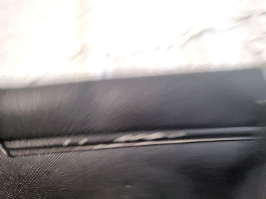 Малка чанта с дълга дръжка Guess