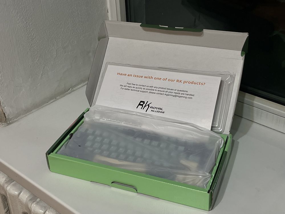 Продам клавиатуру «Royale Kludge R75pro»
