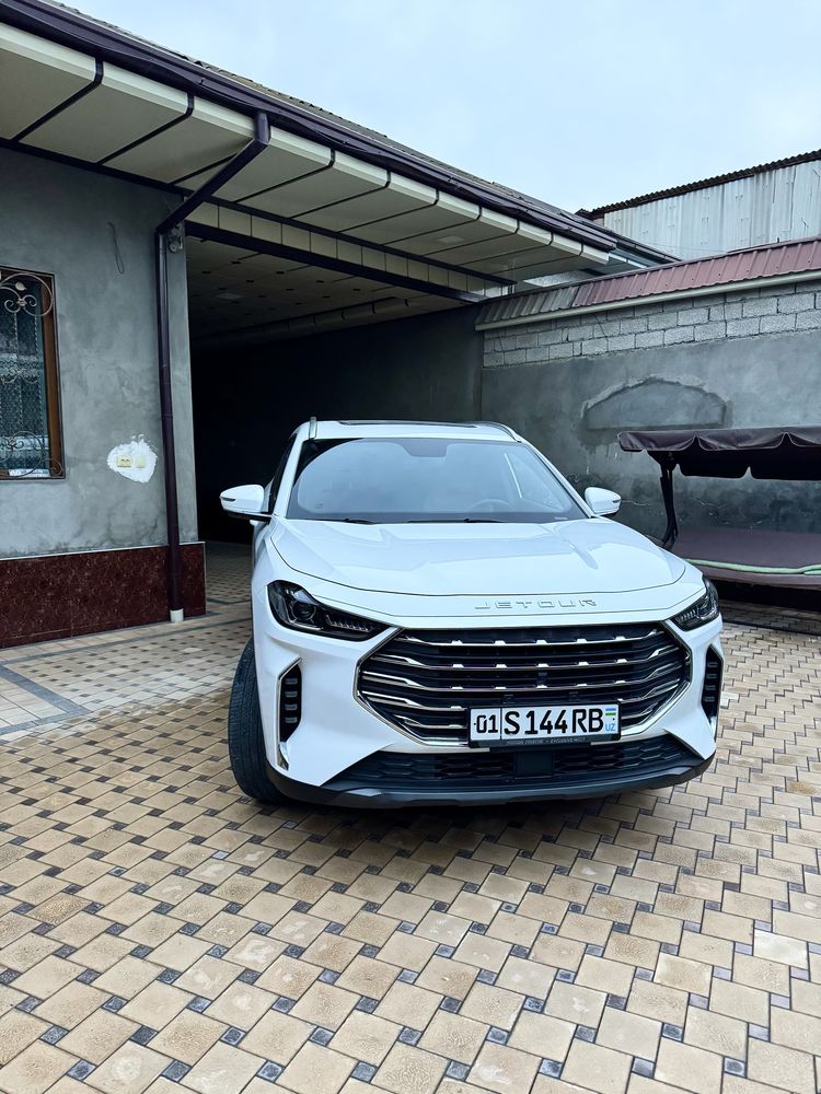 Jetour X70 plus 1.6
