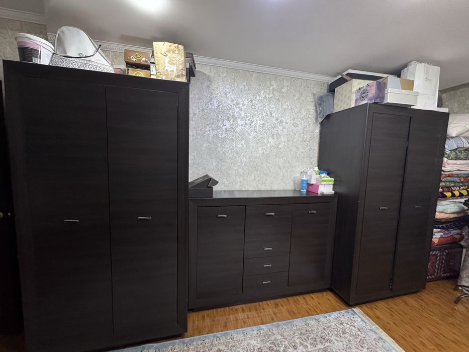 Шкафы (б/у). В хорошем состоянии