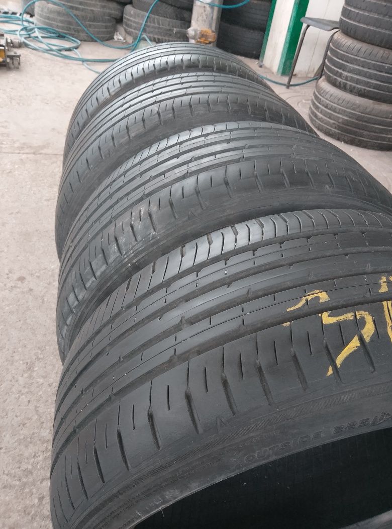 225/40/18 Falken 4 броя летни гуми