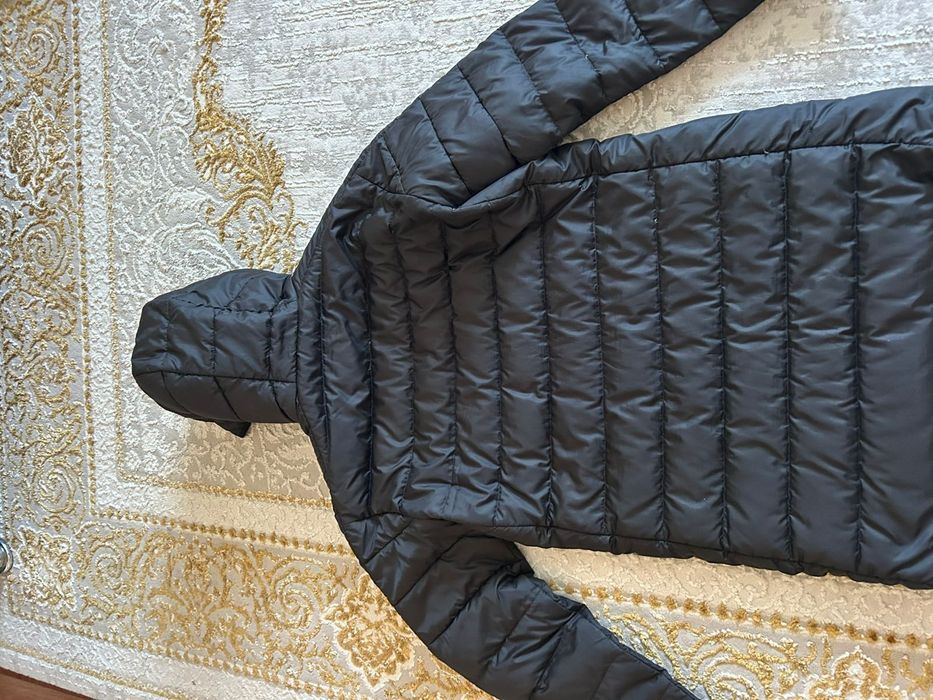 Продам куртку Adidas