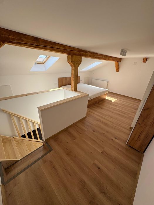 Apartament cu 2 camere, Sanpetru, disponibil 15.12