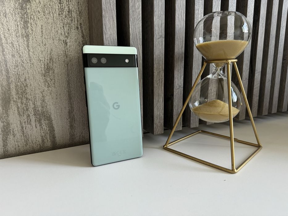 Google Pixel 6A 128GB Garantie Universul Telefoanelor