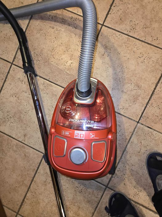 Прахосмукачка Rowenta compact ergo citronic