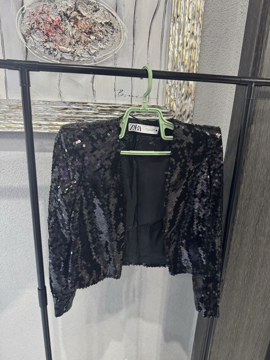 Комплект с пайети и пера ZARA