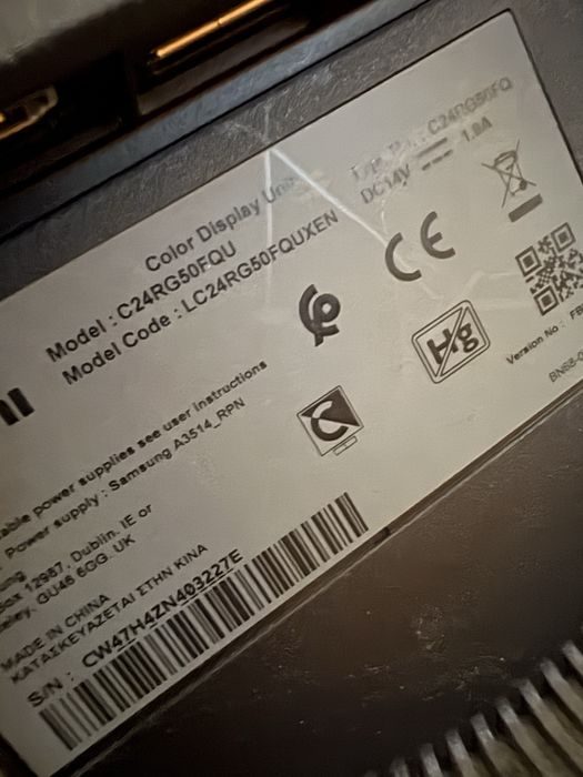Samsung monitor 24” 144Hz