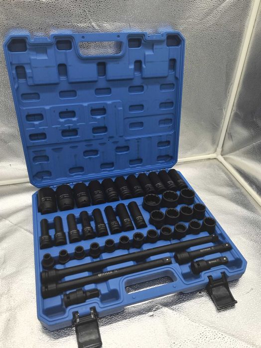 Set chei tubulare Hitman ranforsate, 12 colturi, finisaj negru–349 lei