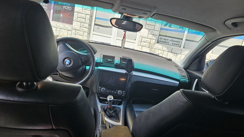 Vând bmw seria 1