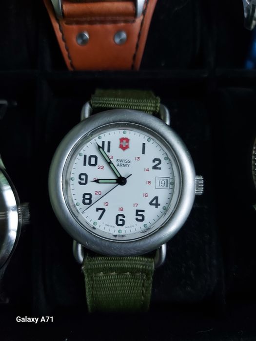 Festina,Hilfiger и др.