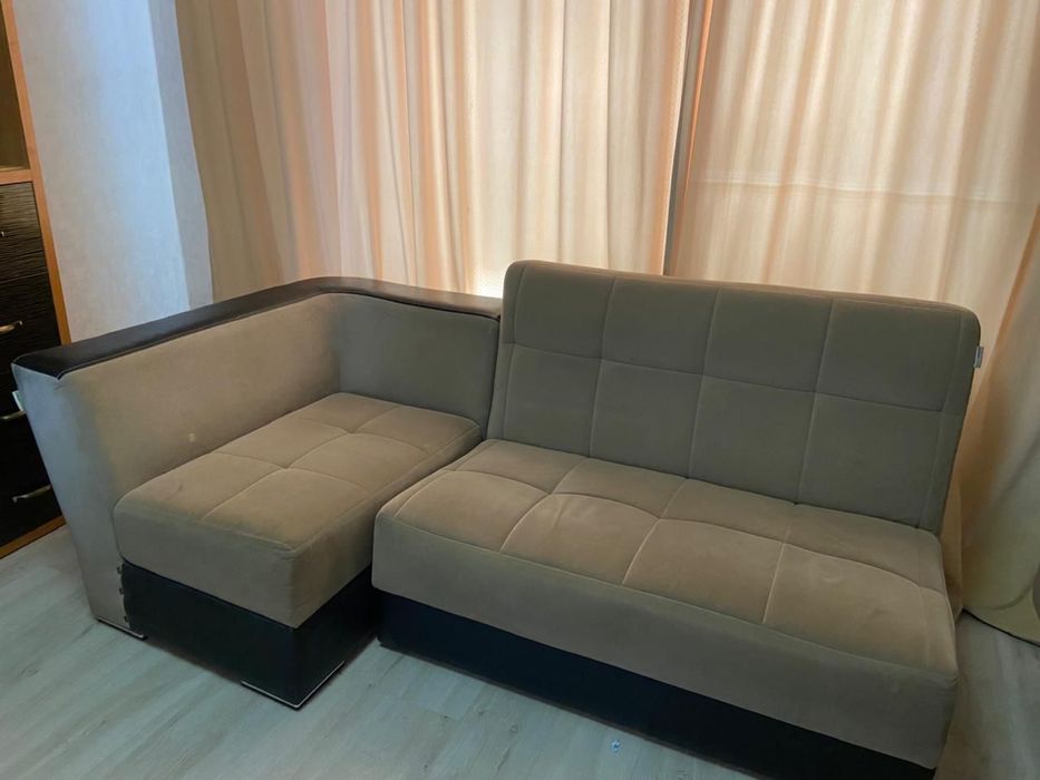 Продам угловой диван