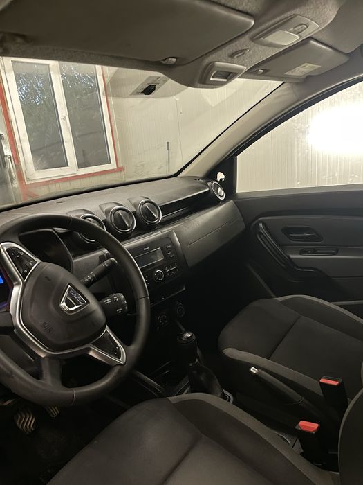 Dacia Duster 2 avariata