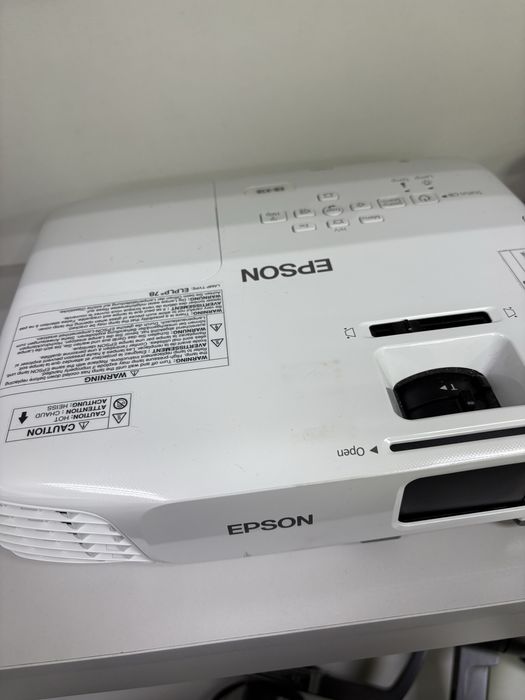 Проектор Epson EB-X18 (лот:711770) Экибастуз,Ауэзова 36
