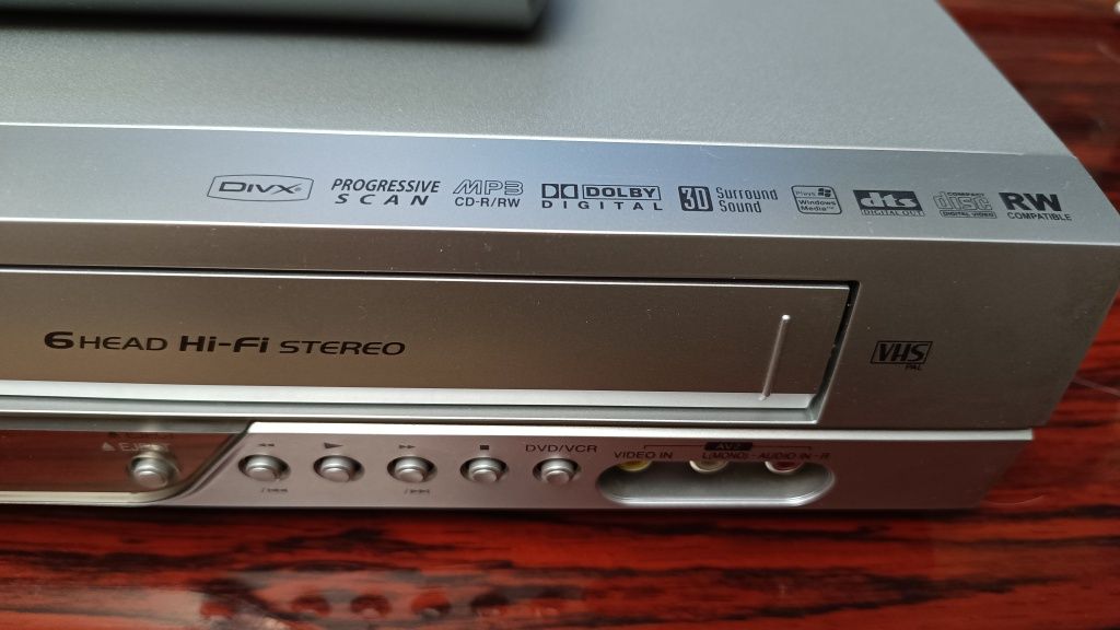 DVD/VHS проигрыватель LG-VLK9320w(стерео).