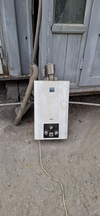 Газовая колонка продам