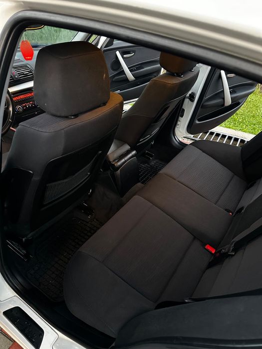 Bmw seria 1 118D 143 cp