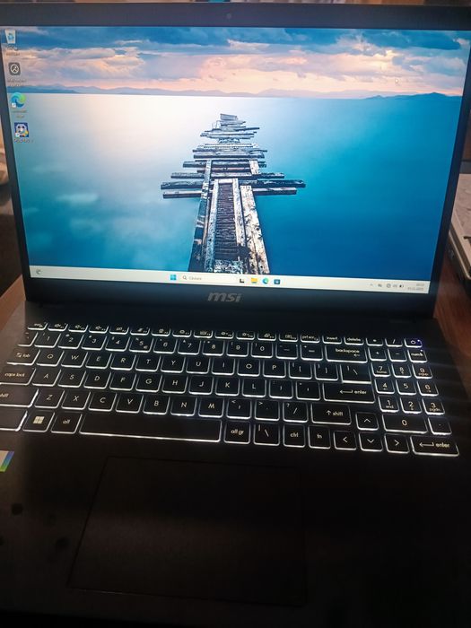 Laptop Msi 15 B12MO