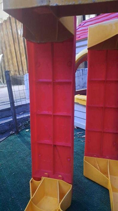 Masuta cu doua bancute fixe pentru copii, 50 kg, 77 cm / 83 cm / 48 cm