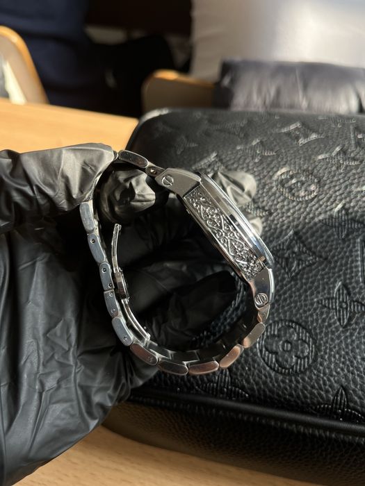 Patek Philippe сағаты.