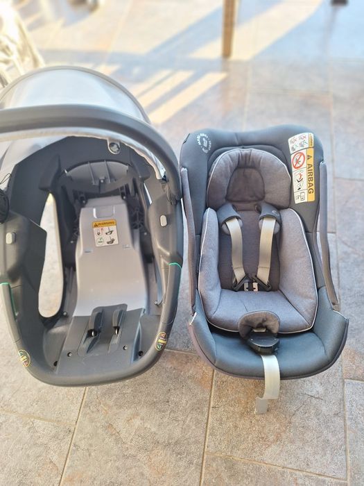Scoică maxi-cosi cu baza isofix