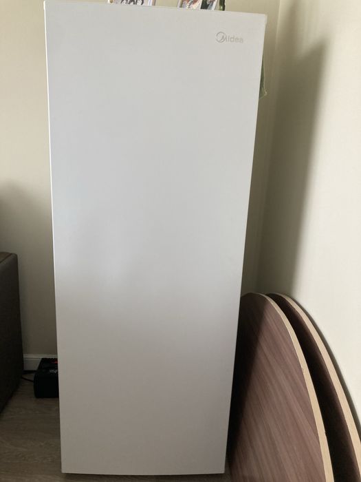 Продам морозильную камеру.