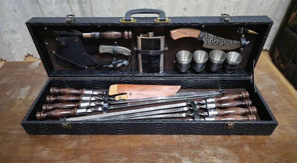 Подарок мужчине шашлычный набор