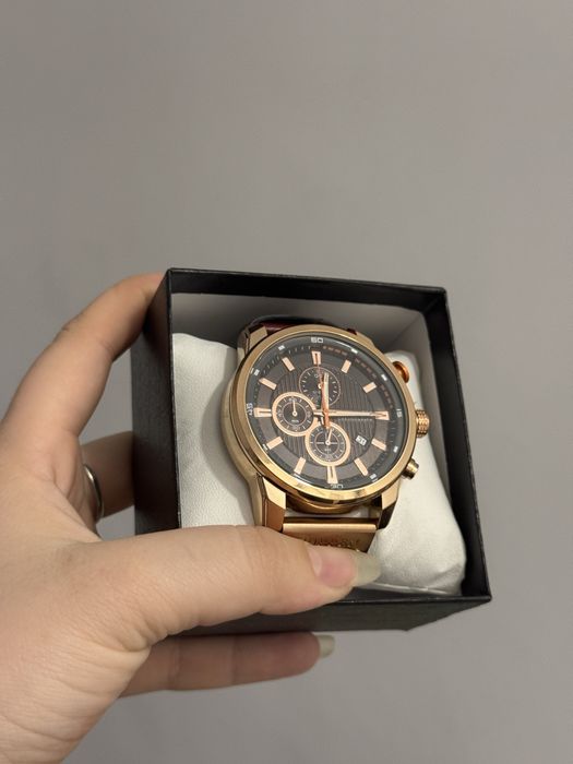 Продам часы.