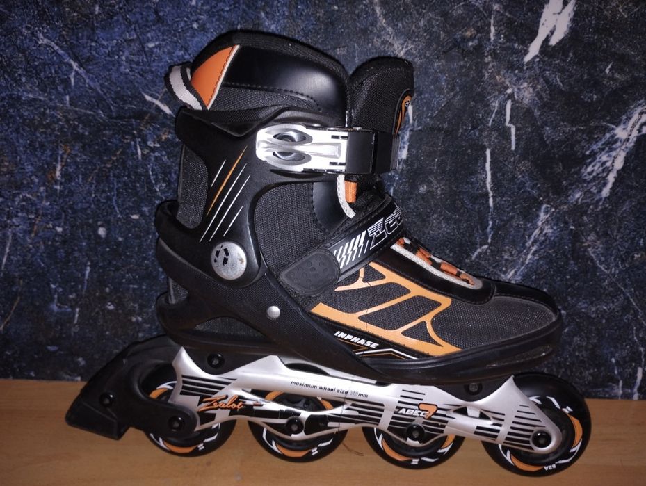 Role negre cu portocaliu profesionale de bună calitate (ca noi)