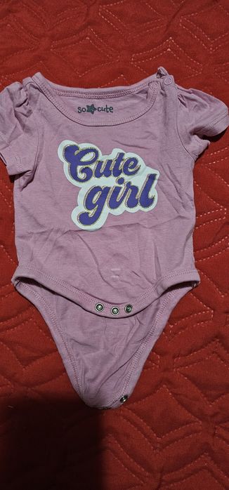 Vând hainute bebelusi nou-născuți