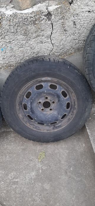 Гуми с Джани 5х100 195/65 15