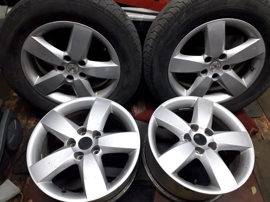 Колеса Michelin 225/65/17 5×114,3 7j ЦО67,1 ЕТ41