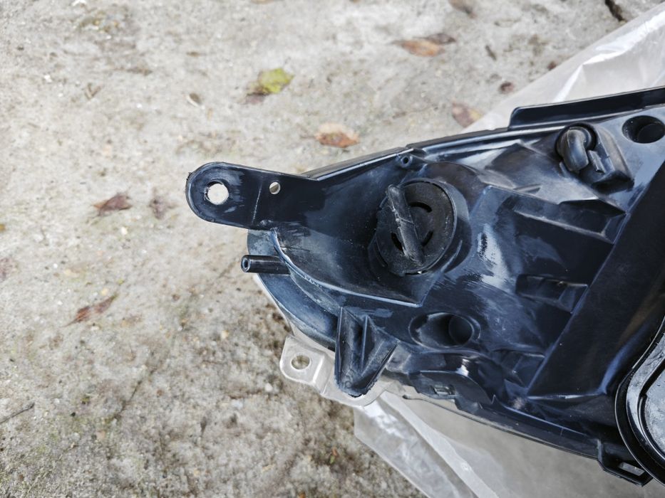 Фар за Опел корса Д