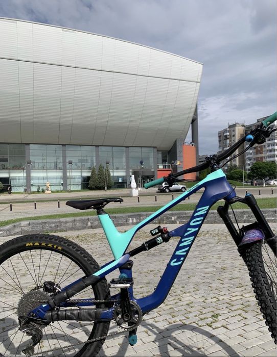 vand bicicleta canyon spectral cf 8
