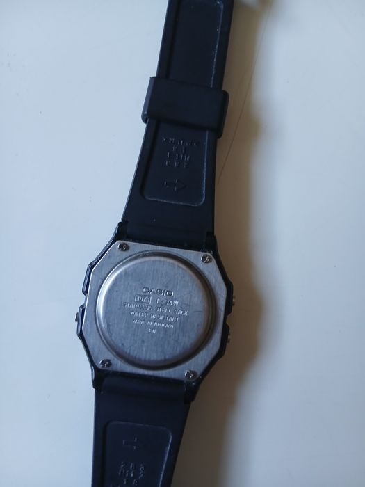 Casio F-94W ca nou