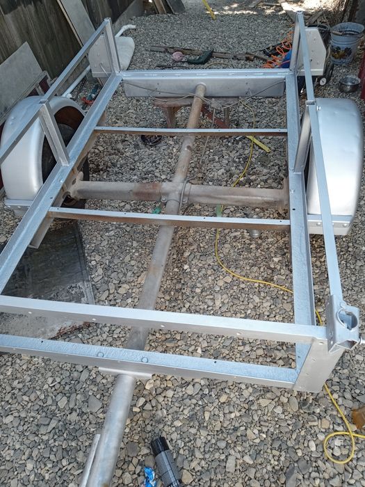 Remorcă  înmatriculată