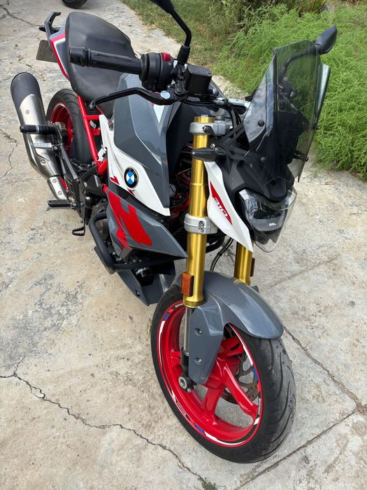 BMW G310r se vinde