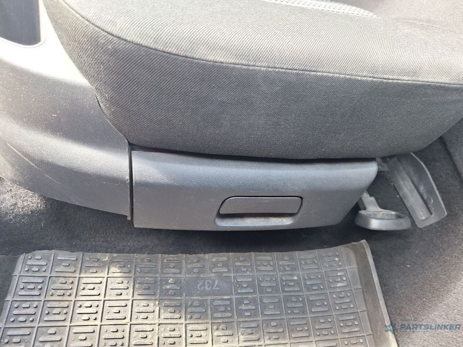 Scaun fata, pasager dreapta SKODA OCTAVIA II Combi 1Z5 2004 - 2013