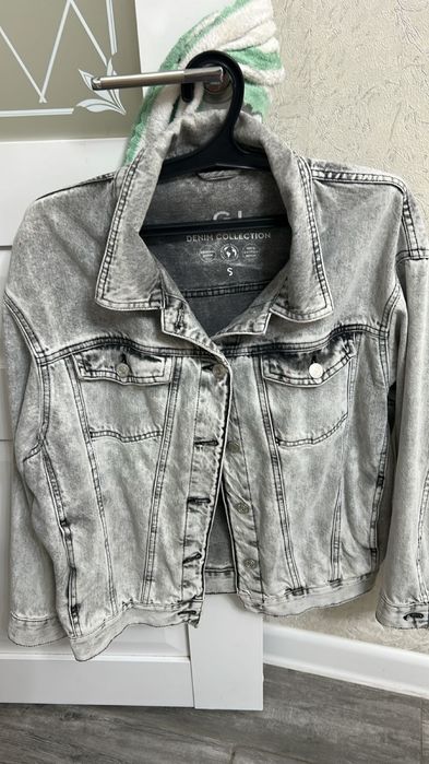 Джинсовая куртка