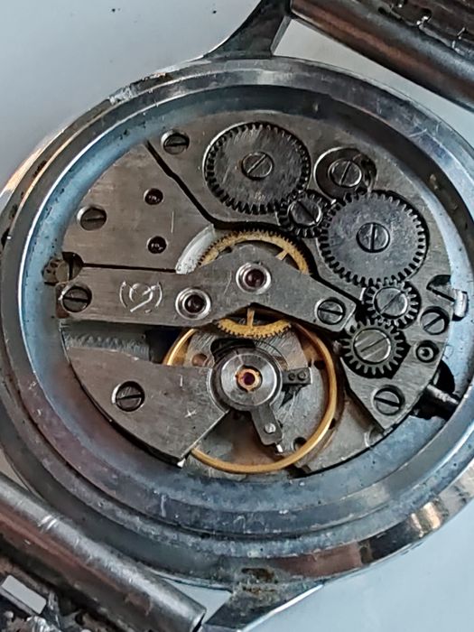 Ceas Slava Calendar Mecanic 36 mm Funcționează excelent!