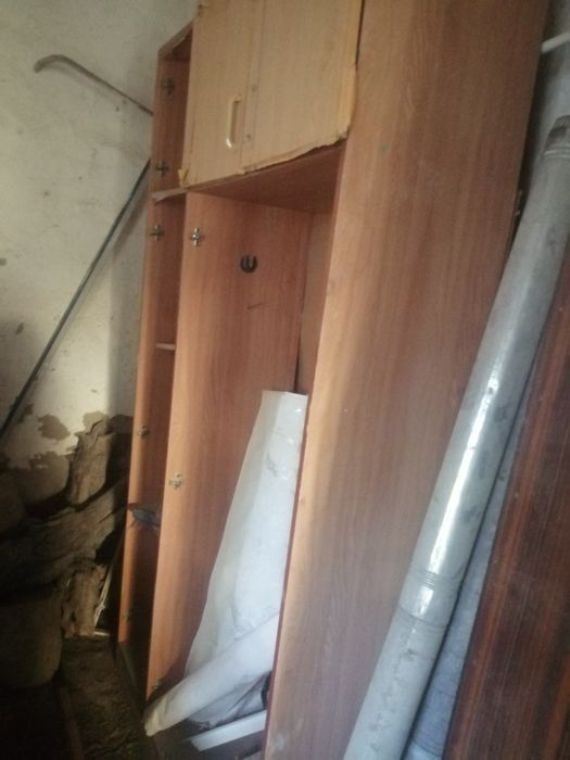 Окно, дверь, дсп, печка. Болор, дераза, эшик, ўтин, тахта, печка
1х эш