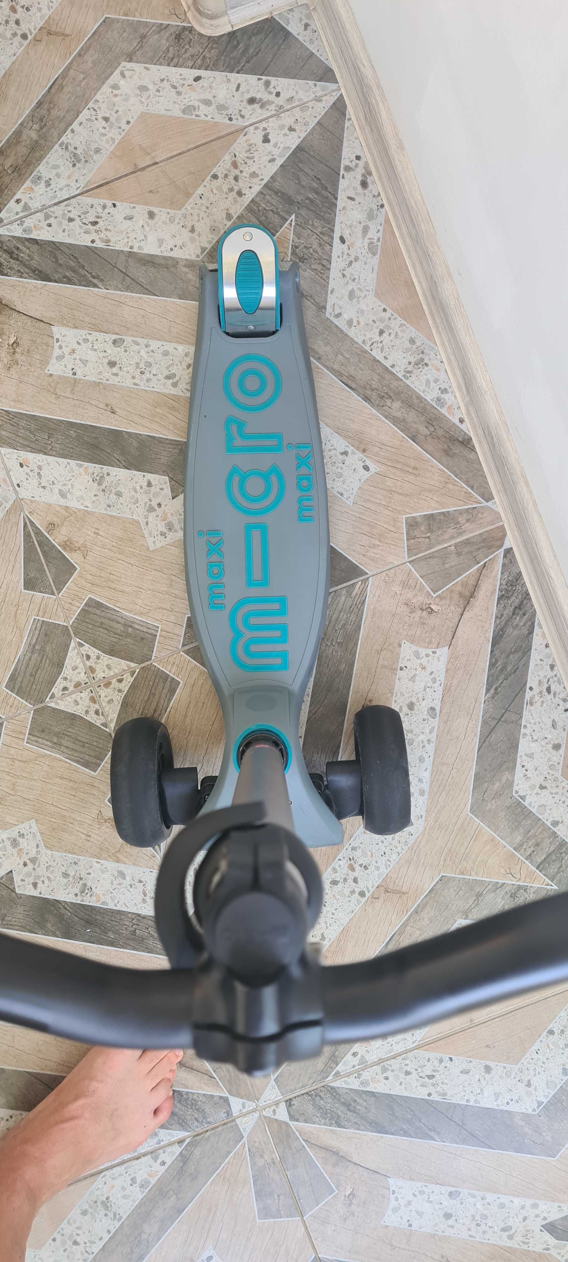 Тротинетка Micro Maxi Pro