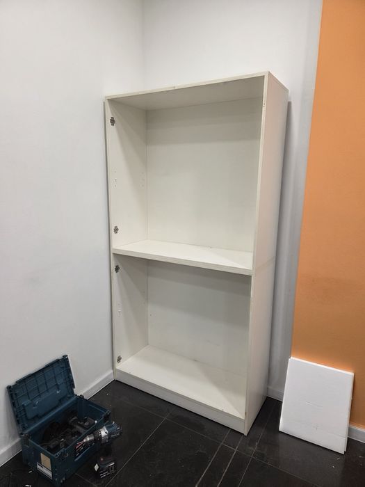 Офис обзавеждане на символични цени