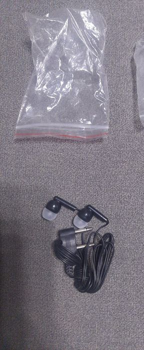 наушник  500 тенге.