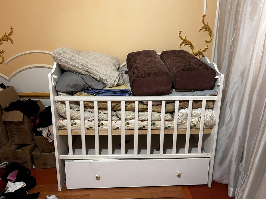 Продам кроватку