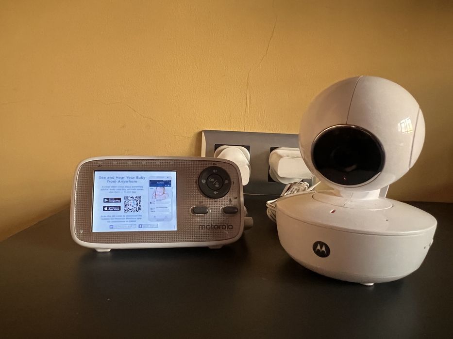 Видео Бебефон Motorola MBP669 Connect