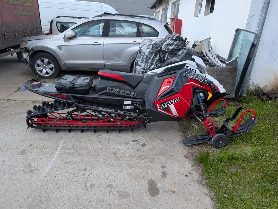 Snowmobil Polaris RMK Khaos 850 2023